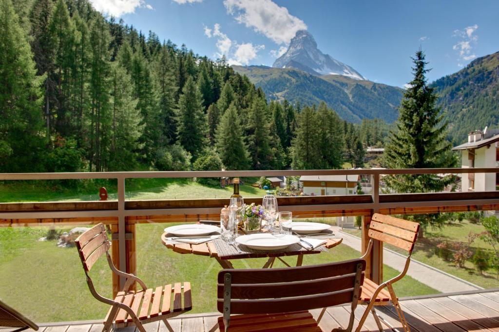 Chalet Altesse - Premium Apartments Zermatt Room photo